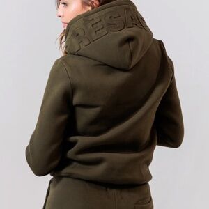 Après Actif | Small | Embossed Hoodie: Pine | Size Small